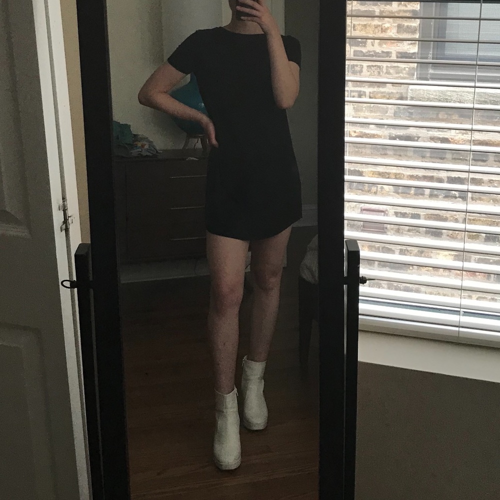 Black t shirt dress